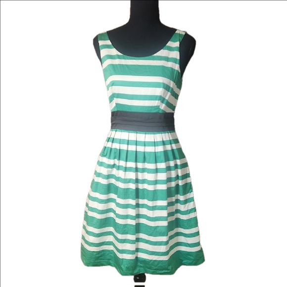 The Limited Dresses & Skirts - The Limited Green Sundress, size 4